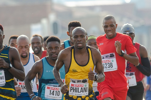 Men running a marathon